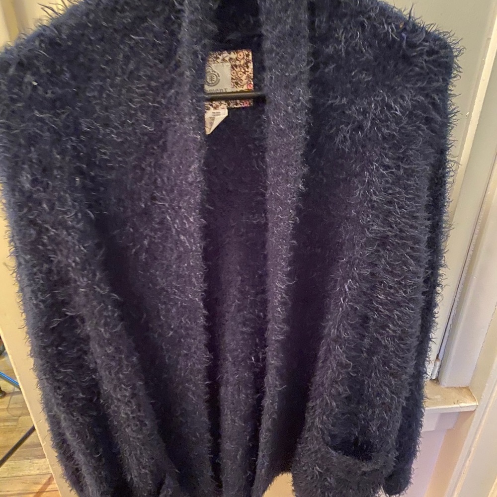 Element sweater